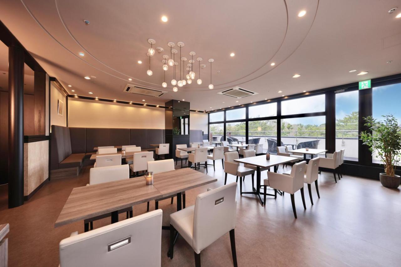 Minamisenri Crystal Hotel Suita Eksteriør bilde