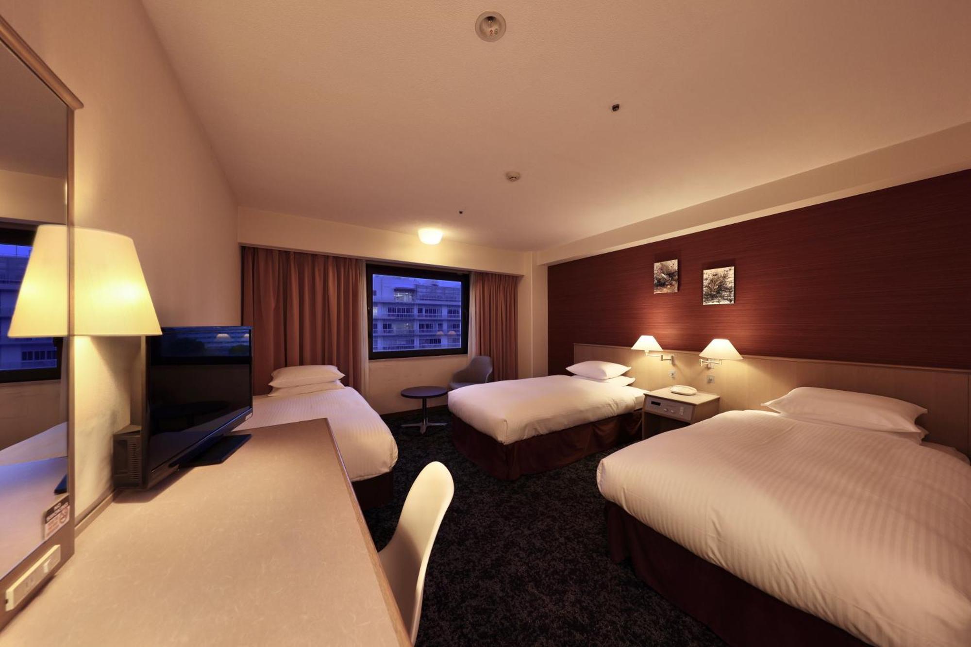Minamisenri Crystal Hotel Suita Eksteriør bilde
